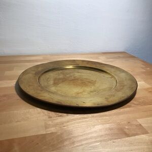 Unbranded Decorative Gold Plated Table Plate 13 in. Diameter